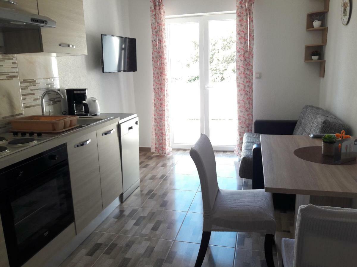 Apartament Apartman Miljenko - Matovica Kampor Zewnętrze zdjęcie